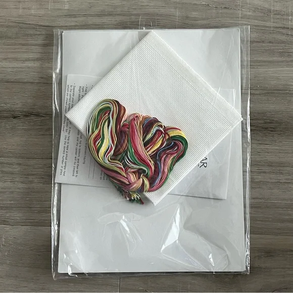 NWT Candamar Designs Inc Holiday Traditions Joy Bear Counted Cross Stitch Kit - Picture 10 of 10